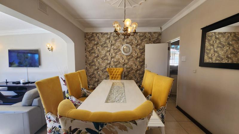 4 Bedroom Property for Sale in Winston Park KwaZulu-Natal