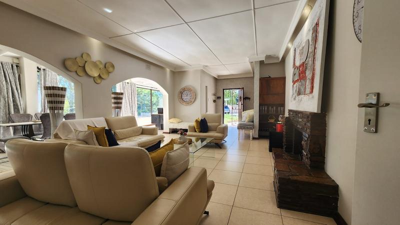 4 Bedroom Property for Sale in Winston Park KwaZulu-Natal