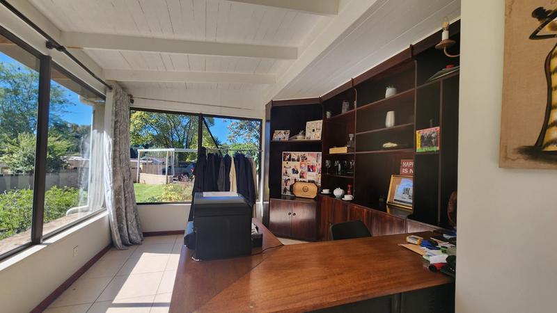 4 Bedroom Property for Sale in Winston Park KwaZulu-Natal