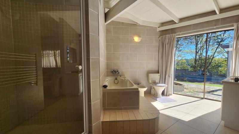 4 Bedroom Property for Sale in Winston Park KwaZulu-Natal