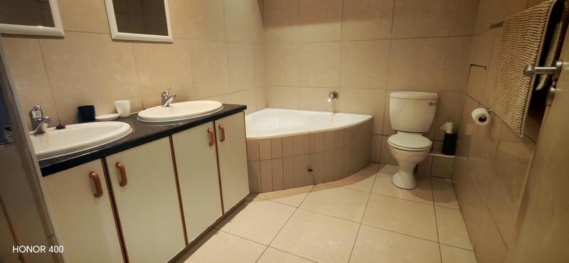 4 Bedroom Property for Sale in Margate North Beach KwaZulu-Natal