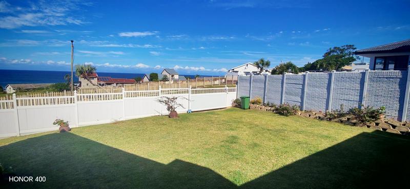 4 Bedroom Property for Sale in Manaba Beach KwaZulu-Natal
