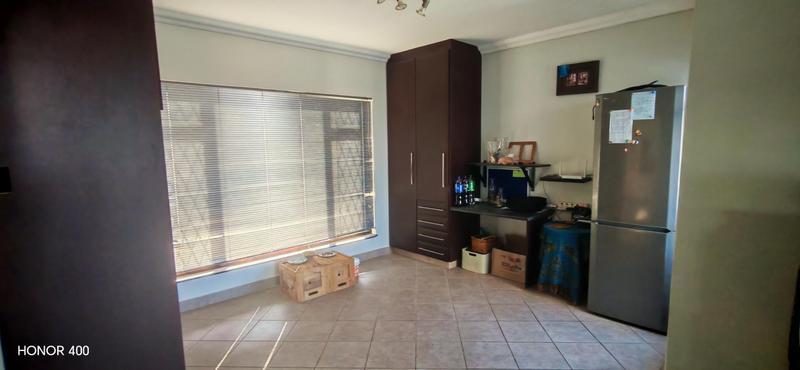 4 Bedroom Property for Sale in Manaba Beach KwaZulu-Natal