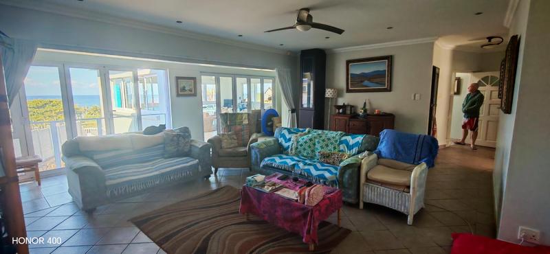 4 Bedroom Property for Sale in Manaba Beach KwaZulu-Natal