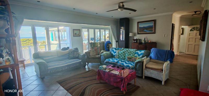 4 Bedroom Property for Sale in Manaba Beach KwaZulu-Natal