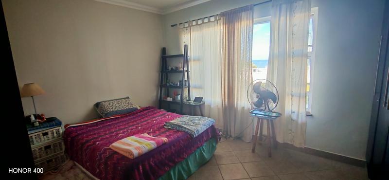 4 Bedroom Property for Sale in Manaba Beach KwaZulu-Natal