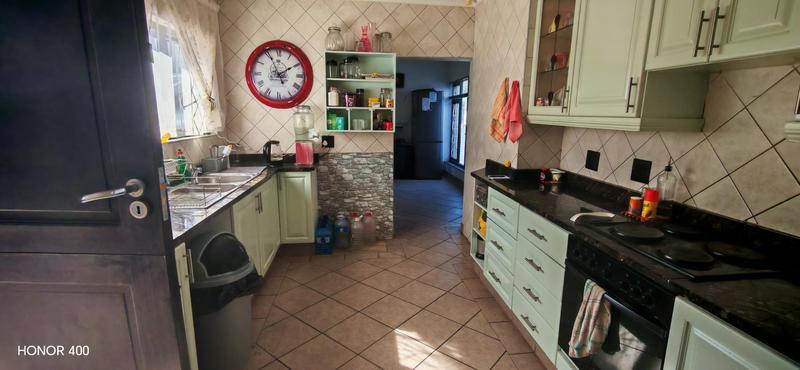 4 Bedroom Property for Sale in Manaba Beach KwaZulu-Natal