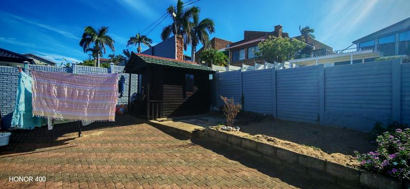 4 Bedroom Property for Sale in Manaba Beach KwaZulu-Natal