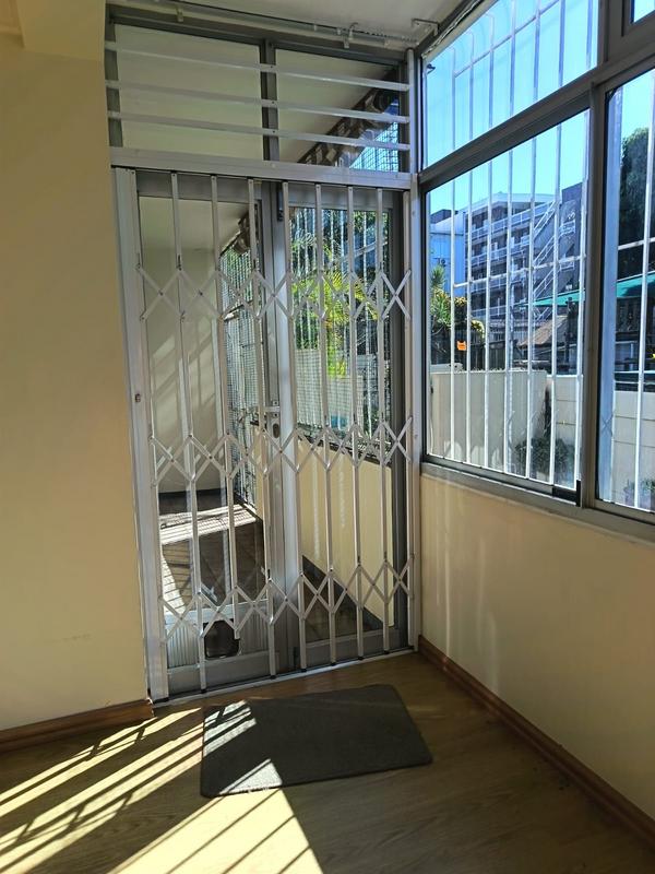 To Let 2 Bedroom Property for Rent in Windermere KwaZulu-Natal