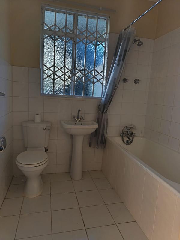 To Let 2 Bedroom Property for Rent in Windermere KwaZulu-Natal