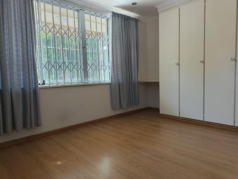 To Let 2 Bedroom Property for Rent in Windermere KwaZulu-Natal