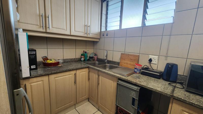 2 Bedroom Property for Sale in Glenwood KwaZulu-Natal