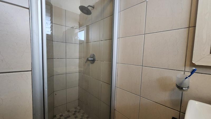 2 Bedroom Property for Sale in Glenwood KwaZulu-Natal