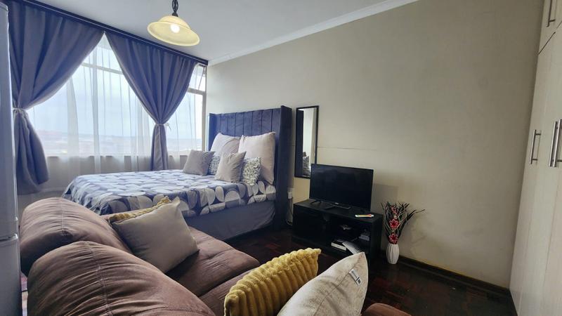 2 Bedroom Property for Sale in Glenwood KwaZulu-Natal