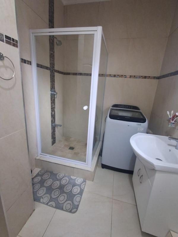 2 Bedroom Property for Sale in Essenwood KwaZulu-Natal