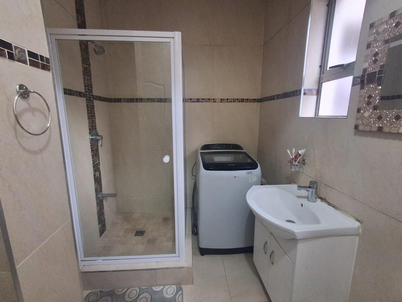 2 Bedroom Property for Sale in Essenwood KwaZulu-Natal