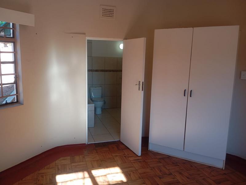 To Let 2 Bedroom Property for Rent in Park Hill KwaZulu-Natal