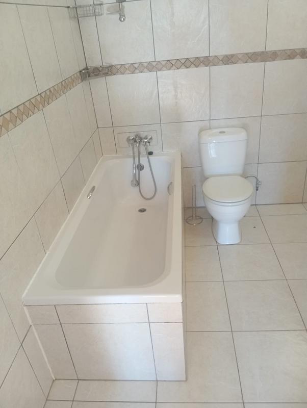 To Let 2 Bedroom Property for Rent in Park Hill KwaZulu-Natal