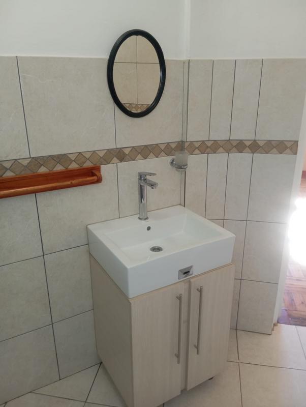 To Let 2 Bedroom Property for Rent in Park Hill KwaZulu-Natal