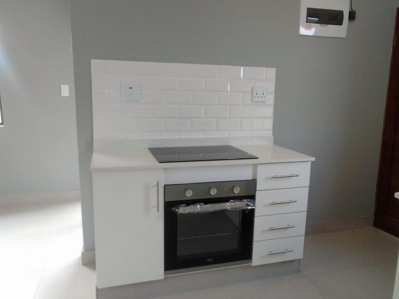 To Let 2 Bedroom Property for Rent in Shakaskraal KwaZulu-Natal