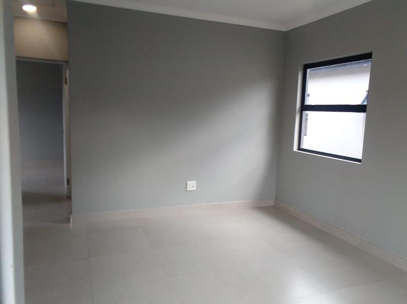 To Let 2 Bedroom Property for Rent in Shakaskraal KwaZulu-Natal