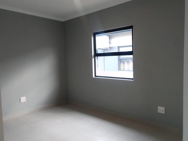 To Let 2 Bedroom Property for Rent in Shakaskraal KwaZulu-Natal
