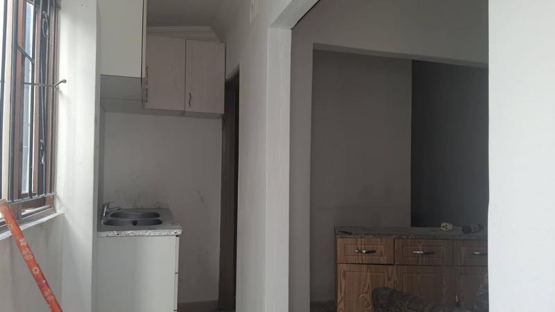To Let 1 Bedroom Property for Rent in Overport KwaZulu-Natal