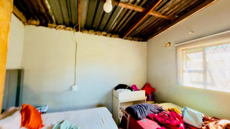 2 Bedroom Property for Sale in Kwamashu KwaZulu-Natal
