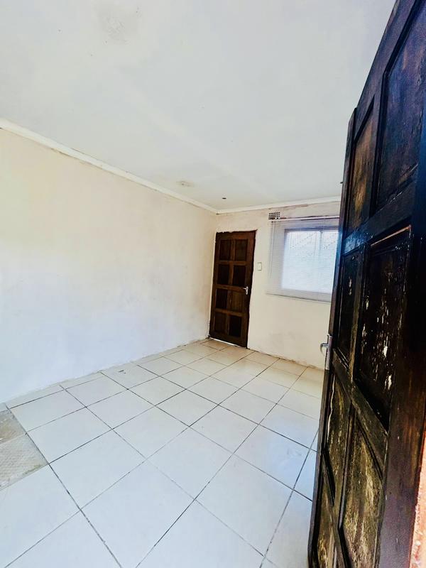 2 Bedroom Property for Sale in Lovu KwaZulu-Natal