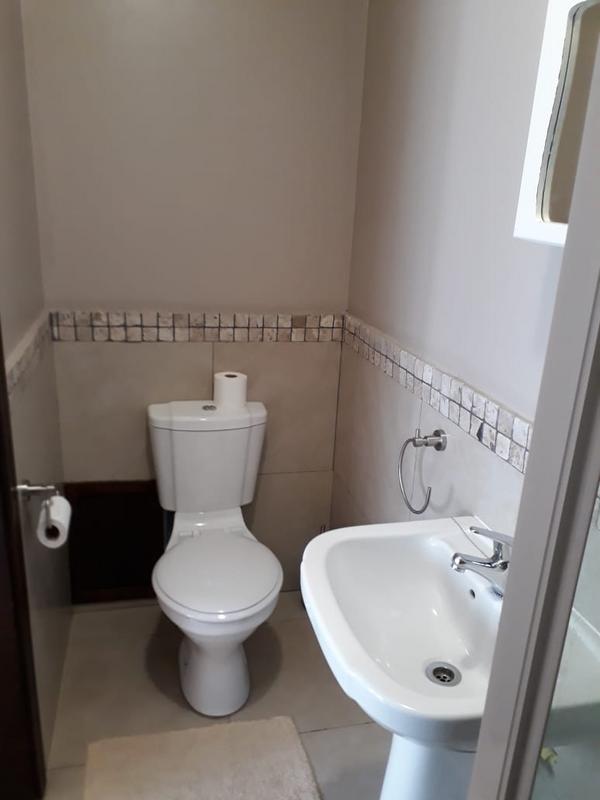 To Let 1 Bedroom Property for Rent in New Town Centre KwaZulu-Natal