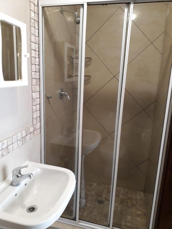 To Let 1 Bedroom Property for Rent in New Town Centre KwaZulu-Natal