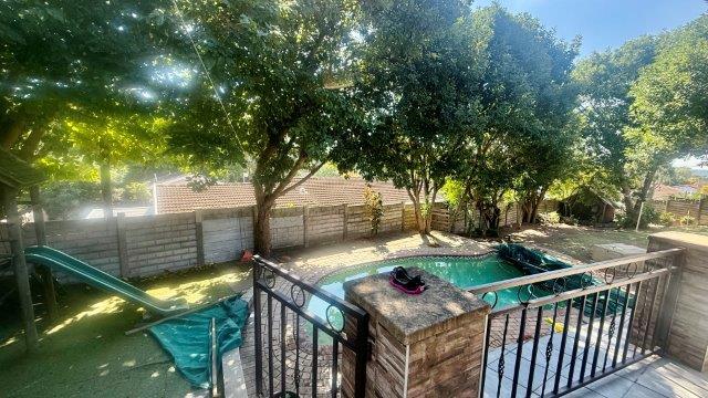 4 Bedroom Property for Sale in Northdene KwaZulu-Natal