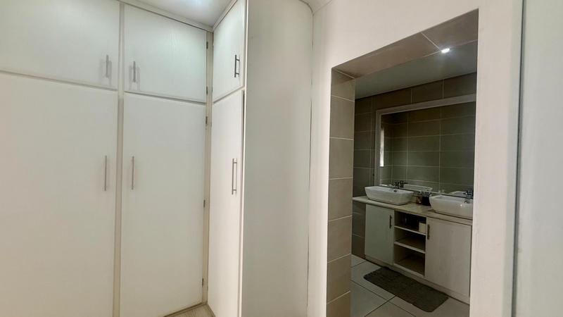 4 Bedroom Property for Sale in Northdene KwaZulu-Natal