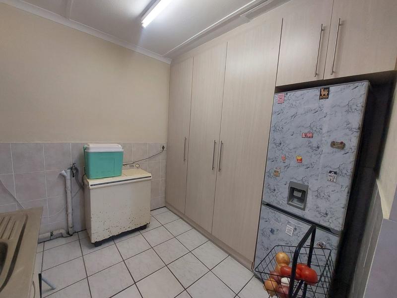 4 Bedroom Property for Sale in Margate KwaZulu-Natal
