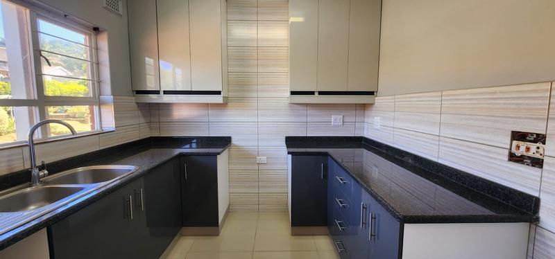 To Let 2 Bedroom Property for Rent in Umkomaas KwaZulu-Natal