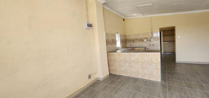 To Let 1 Bedroom Property for Rent in Umkomaas KwaZulu-Natal