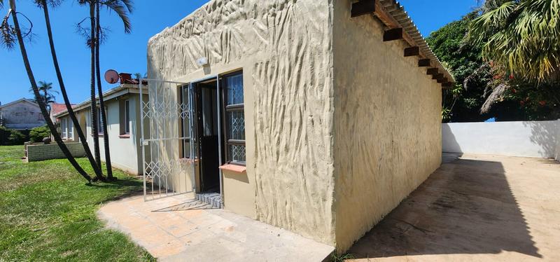 To Let 1 Bedroom Property for Rent in Umkomaas KwaZulu-Natal