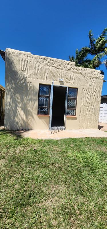 To Let 1 Bedroom Property for Rent in Umkomaas KwaZulu-Natal