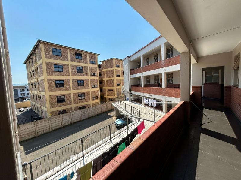 2 Bedroom Property for Sale in Scottsville KwaZulu-Natal