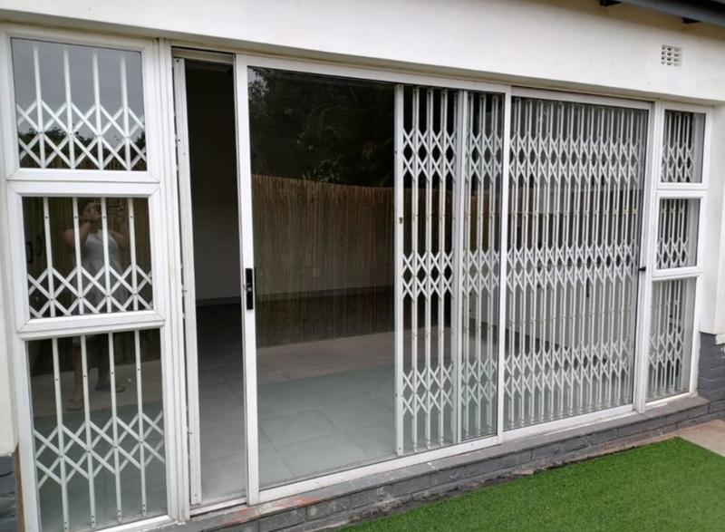 To Let 1 Bedroom Property for Rent in Durban North KwaZulu-Natal