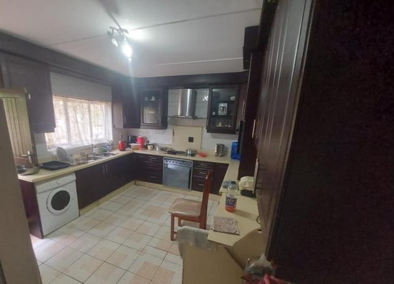 4 Bedroom Property for Sale in Silverglen KwaZulu-Natal