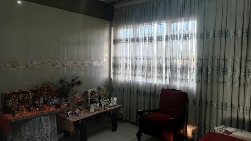 5 Bedroom Property for Sale in Clare Estate KwaZulu-Natal
