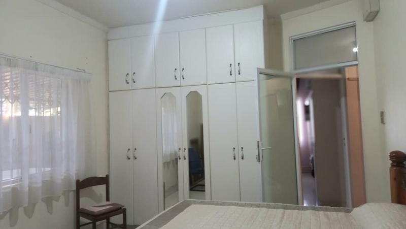 5 Bedroom Property for Sale in Clare Estate KwaZulu-Natal