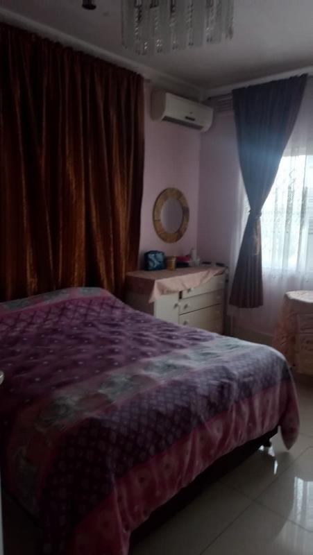 5 Bedroom Property for Sale in Clare Estate KwaZulu-Natal