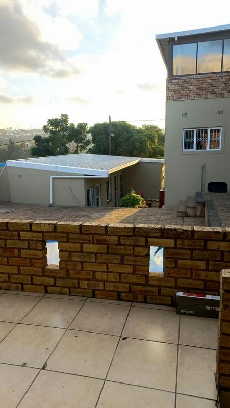 5 Bedroom Property for Sale in Clare Estate KwaZulu-Natal