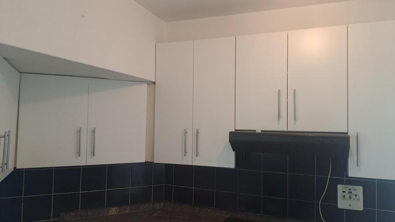 To Let 2 Bedroom Property for Rent in Overport KwaZulu-Natal