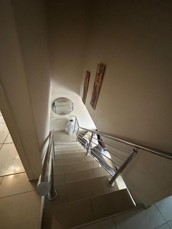 2 Bedroom Property for Sale in Montclair KwaZulu-Natal
