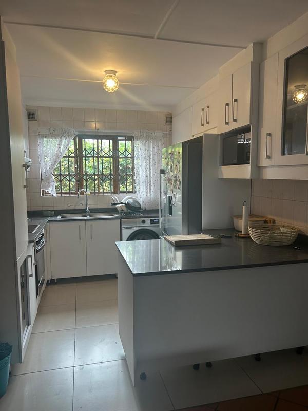 2 Bedroom Property for Sale in Montclair KwaZulu-Natal