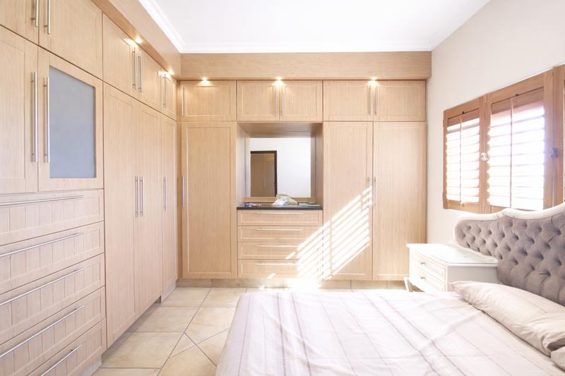 To Let 4 Bedroom Property for Rent in Umhlanga Ridge KwaZulu-Natal