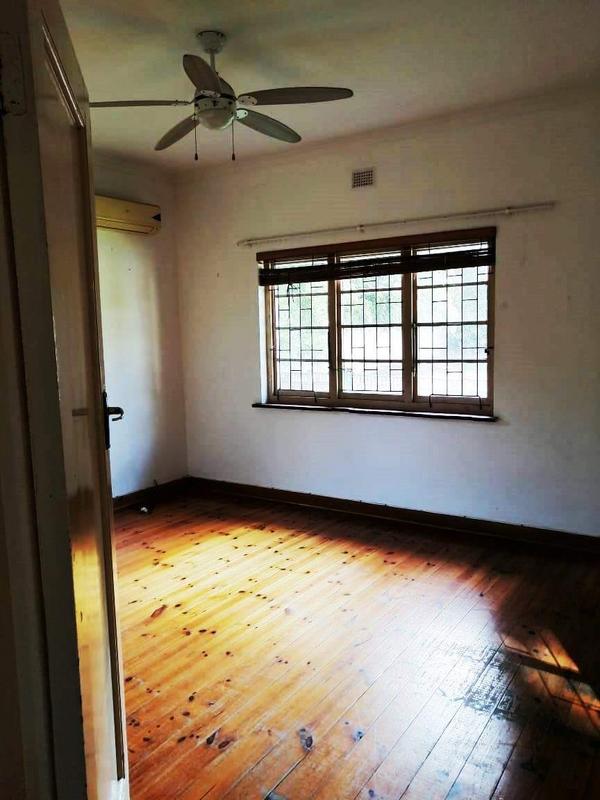 3 Bedroom Property for Sale in Amanzimtoti KwaZulu-Natal